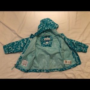 2T toddler Columbia light waterproof jacket